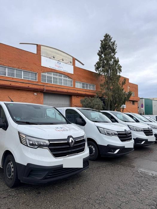 Flota de vehículos taller en la sede de Sant Joan Despí